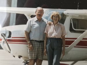 Photo of Alice and Russ DeVoe